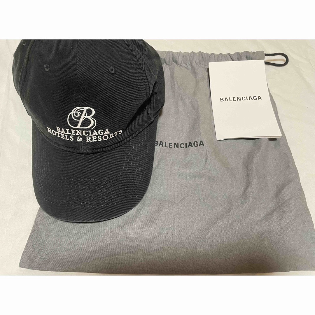 Balenciaga(バレンシアガ)の【正規品】BALENCIAGA キャップ ブラック L59 メンズの帽子(キャップ)の商品写真