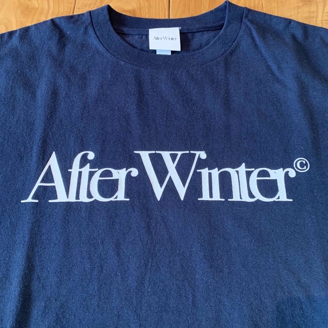 1LDK SELECT(ワンエルディーケーセレクト)のAfter Winter ロゴTシャツ メンズのトップス(Tシャツ/カットソー(半袖/袖なし))の商品写真