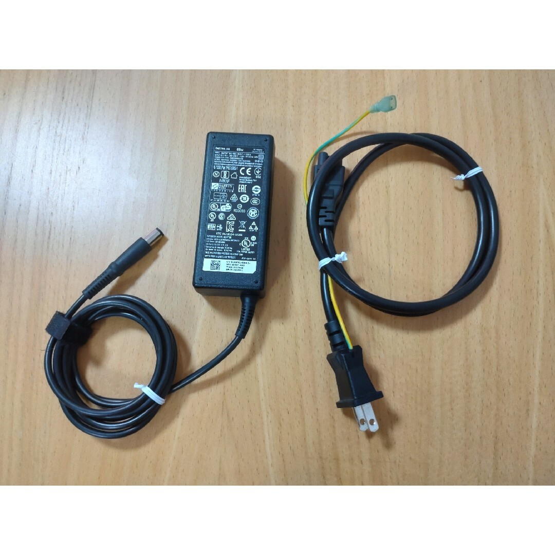 DELL(デル)のDELL純正　65W　AC Adapter スマホ/家電/カメラのPC/タブレット(PC周辺機器)の商品写真