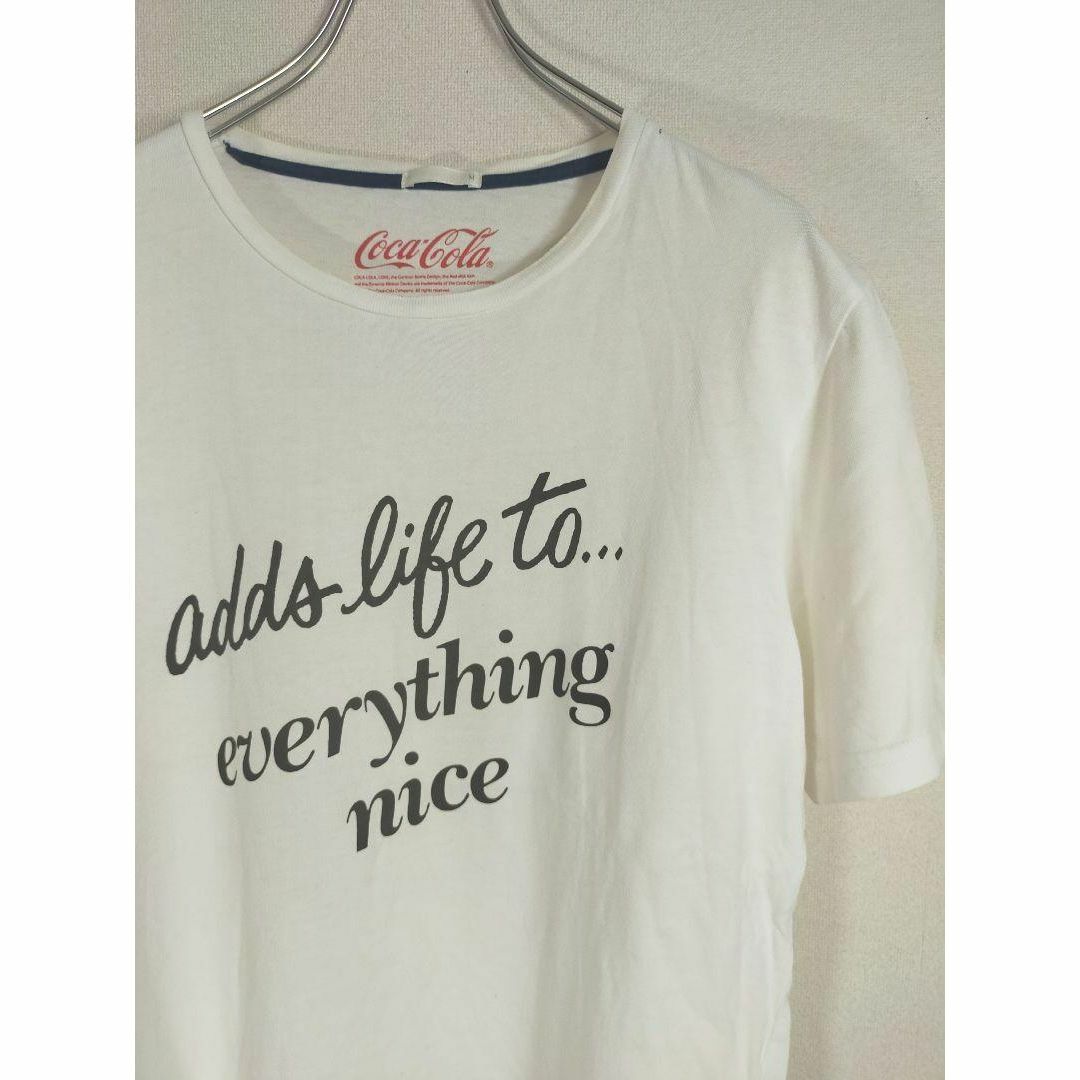 GU(ジーユー)のGU coca cola プリントTシャツ　メンズMサイズ メンズのトップス(Tシャツ/カットソー(半袖/袖なし))の商品写真