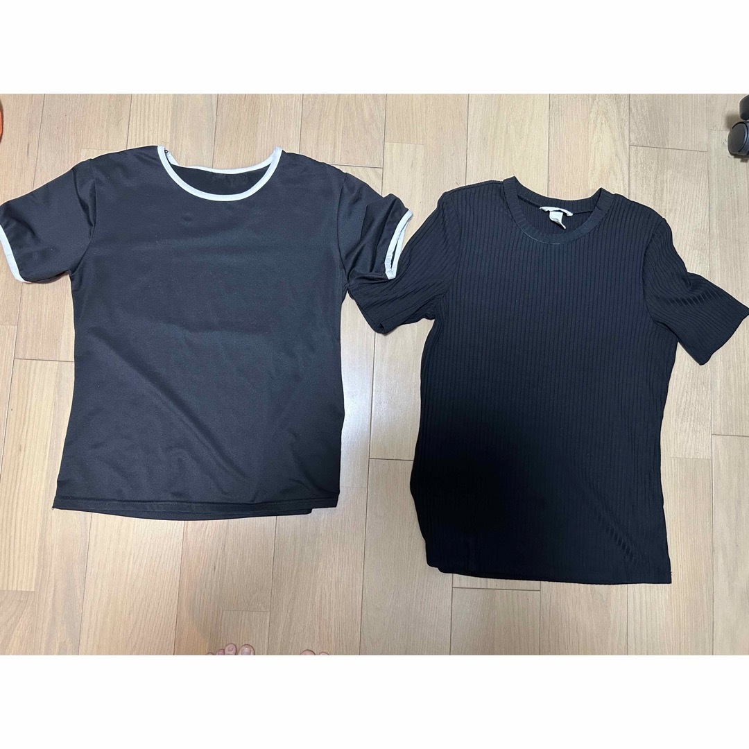 トップス　2着セット　まとめ売り レディースのトップス(Tシャツ(半袖/袖なし))の商品写真