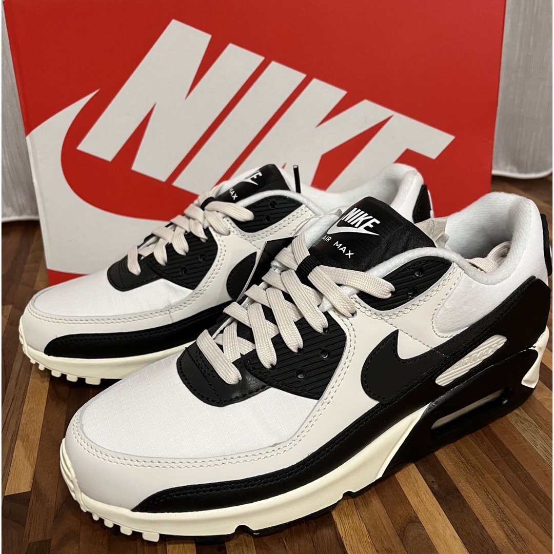 AIR MAX90 ホワイト　ベージュ　ブラック