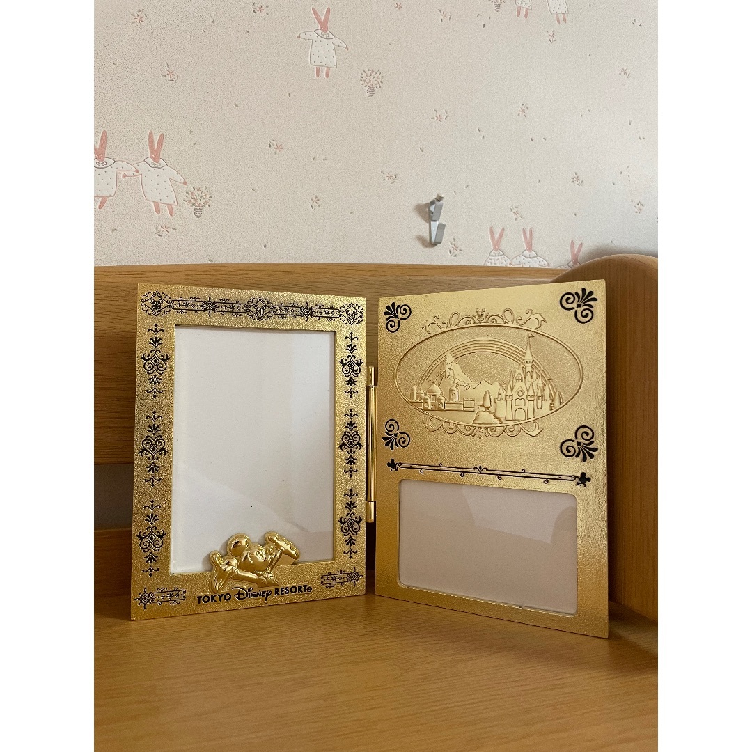 Disney(ディズニー)のディズニーランドホテル限定デザイン写真立て エンタメ/ホビーのアート用品(写真額縁)の商品写真
