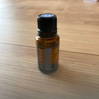 ドテラ(doTERRA)のドテラdoTERRAゼンジェストブレンドオイル(エッセンシャルオイル（精油）)