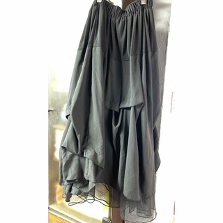 女っぽい個性的スカート黒(ロングスカート)
