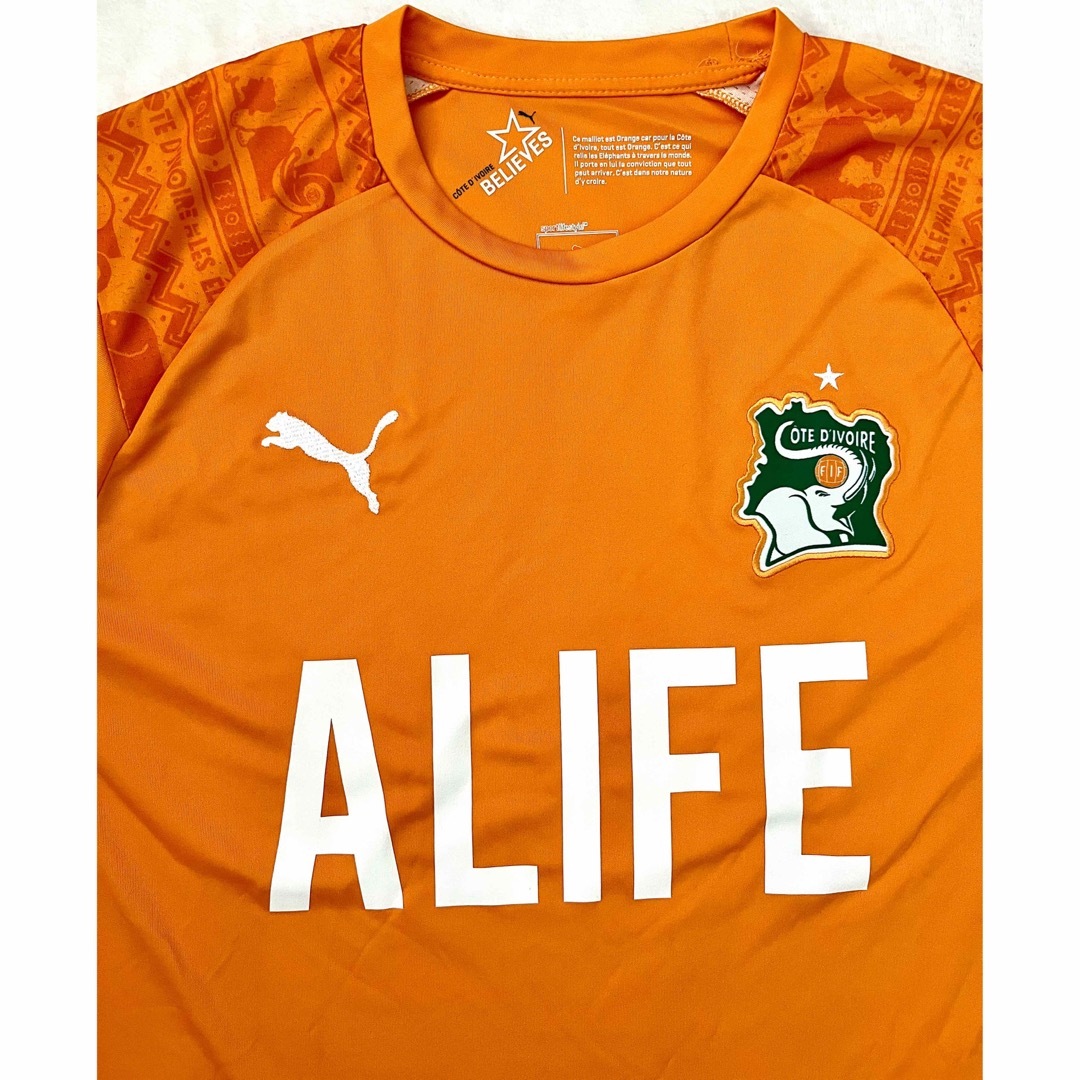 PUMA(プーマ)のALIFE x PUMA コートジボアール代表サッカージャージ スポーツ/アウトドアのサッカー/フットサル(ウェア)の商品写真