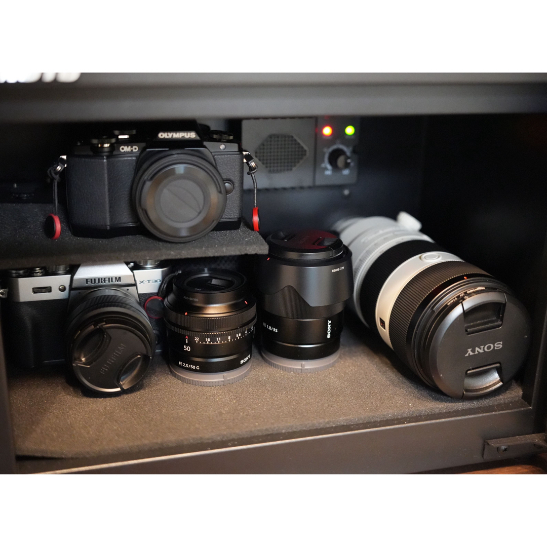 SONY SEL50F25G 50mm F2.5 Gレンズ スマホ/家電/カメラのカメラ(その他)の商品写真