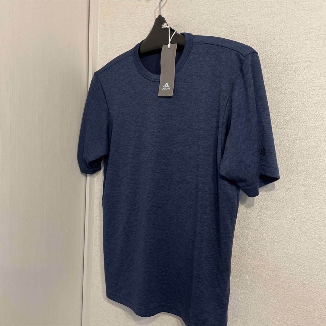 adidas(アディダス)の新品　定価3289円　ネイビー杢　半袖でシャツ　プラシャツ　S メンズのトップス(シャツ)の商品写真