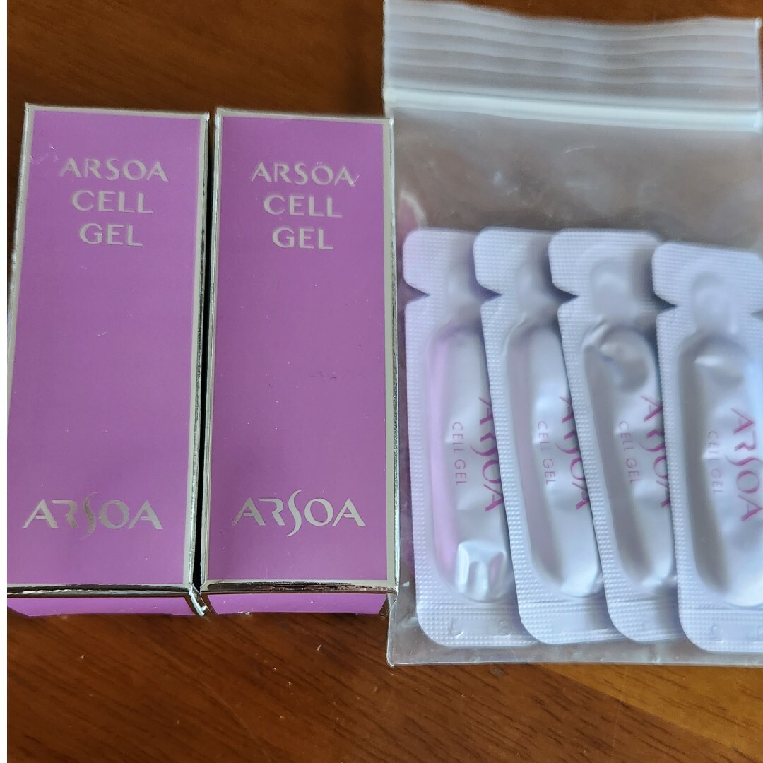 ARSOA(アルソア)のアルソアセルジェル1.5g×8 コスメ/美容のスキンケア/基礎化粧品(保湿ジェル)の商品写真