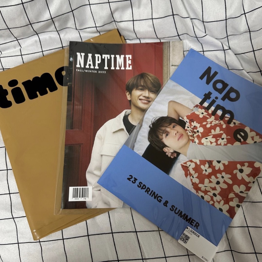 naptime LOOKBOOK Nissy 西島隆弘　グッズ　ショッパー エンタメ/ホビーのタレントグッズ(ミュージシャン)の商品写真