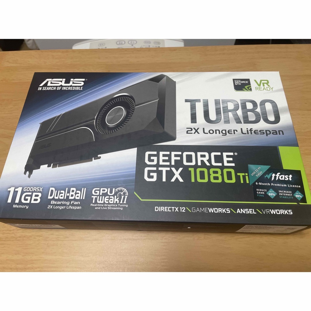 ASUS(エイスース)のASUS TURBO-GTX1080TI-11G スマホ/家電/カメラのPC/タブレット(PCパーツ)の商品写真