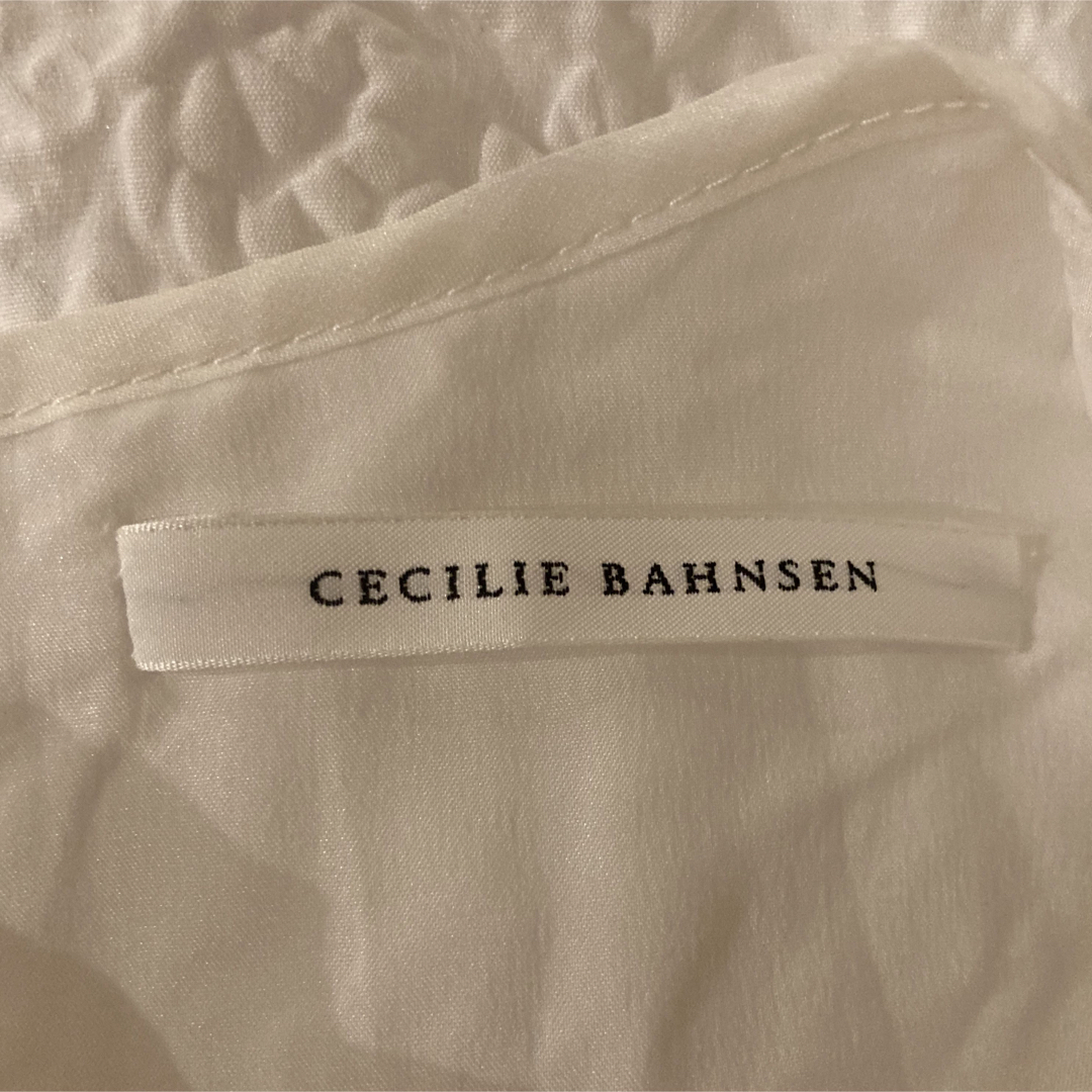 セシリーバンセン cecilie bahnsen フラワーエンボスブラウス 白