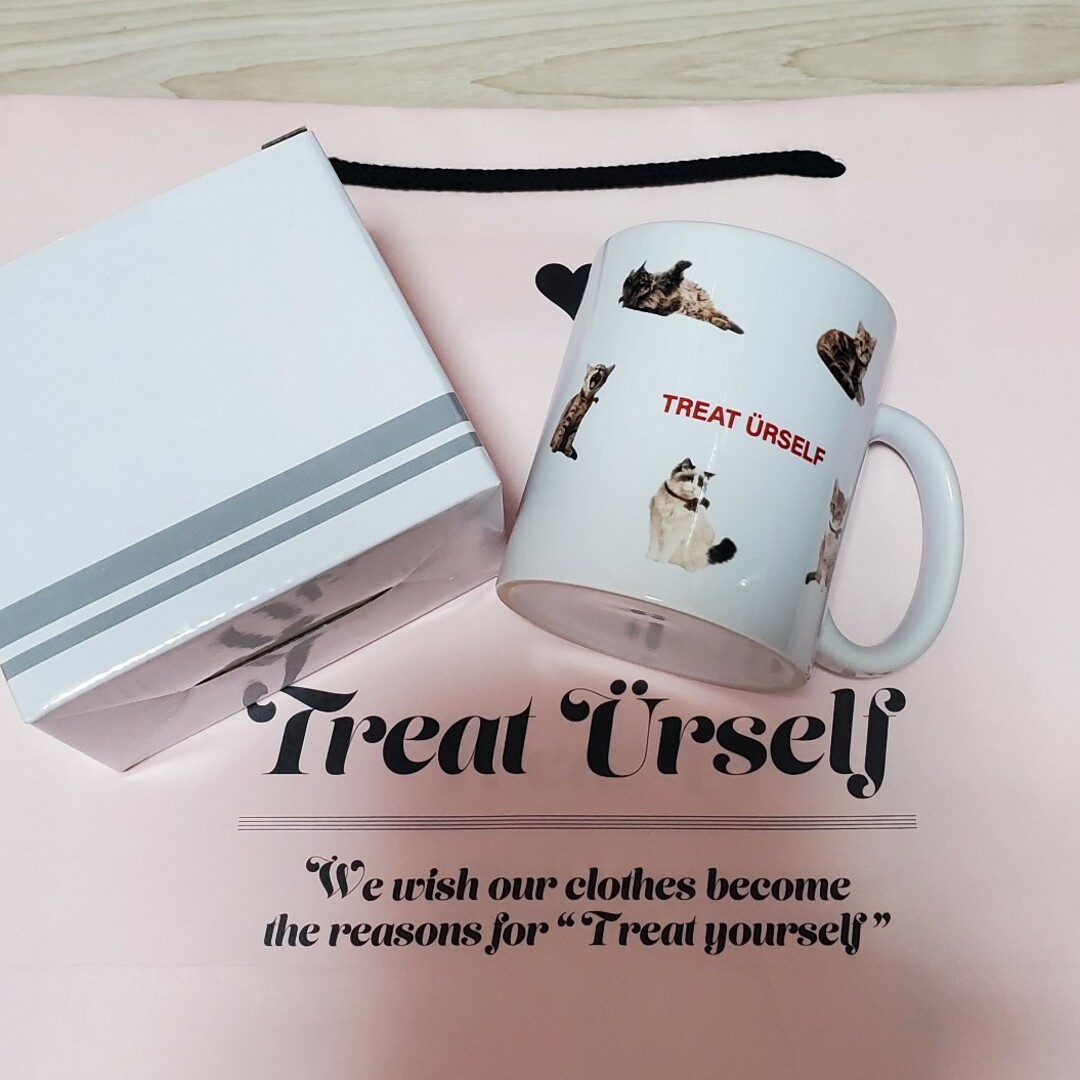 Treat Urself ノベルティマグカップの通販 by いちご????'s shop｜ラクマ