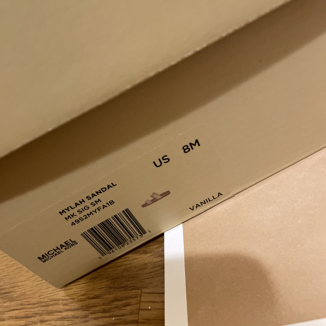 Michael Kors(マイケルコース)のマイケルコース　サンダル　25㎝【新品未使用】 レディースの靴/シューズ(サンダル)の商品写真