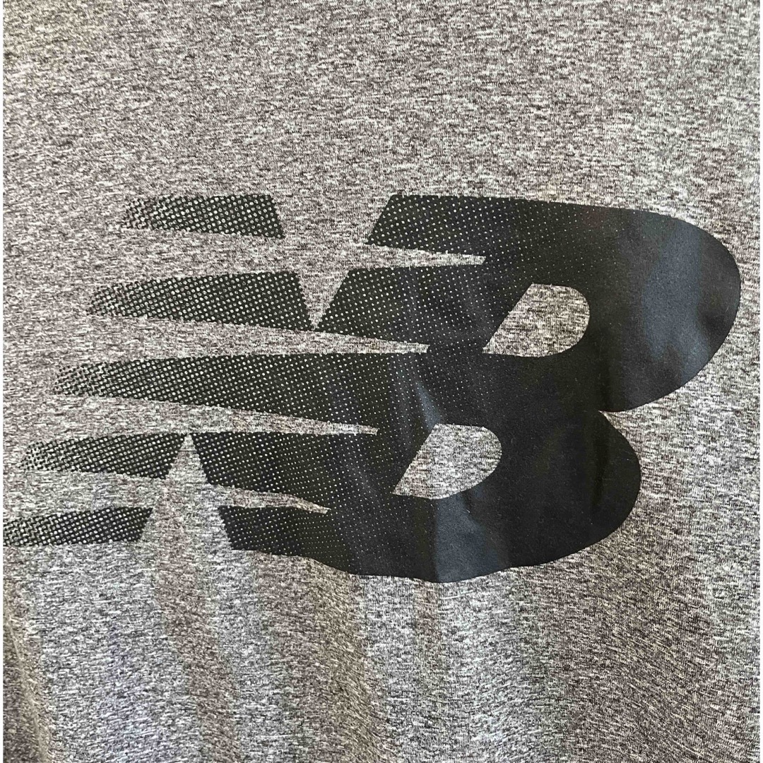 New Balance(ニューバランス)のニューバランス NB Tシャツ ロゴ グレー XL スポーツ/アウトドアのランニング(ウェア)の商品写真