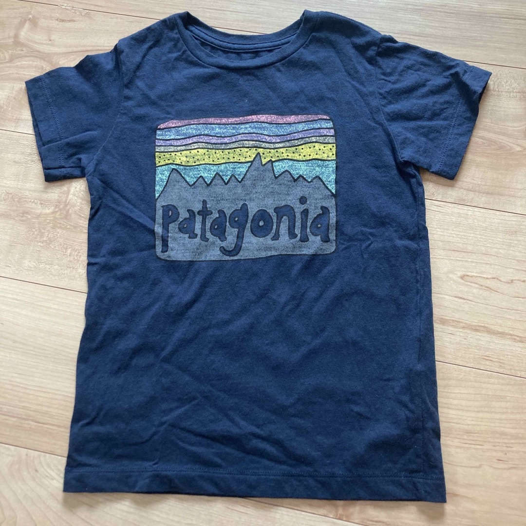 patagonia(パタゴニア)のPATAGONIA 半袖Tシャツ　5T キッズ/ベビー/マタニティのキッズ服男の子用(90cm~)(Tシャツ/カットソー)の商品写真