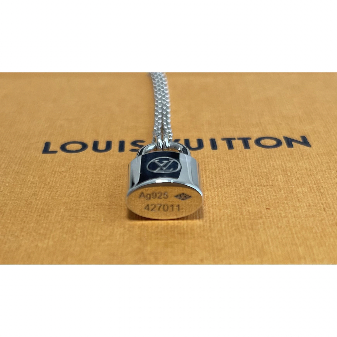 LOUIS VUITTON(ルイヴィトン)のLOUIS VUITTON ネックレス　かなり美品 メンズのアクセサリー(ネックレス)の商品写真