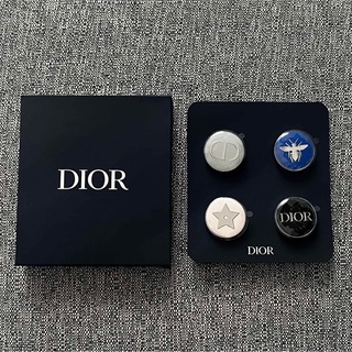 ディオール(Dior)の新品未使用／Diorピンバッジ(ブローチ/コサージュ)