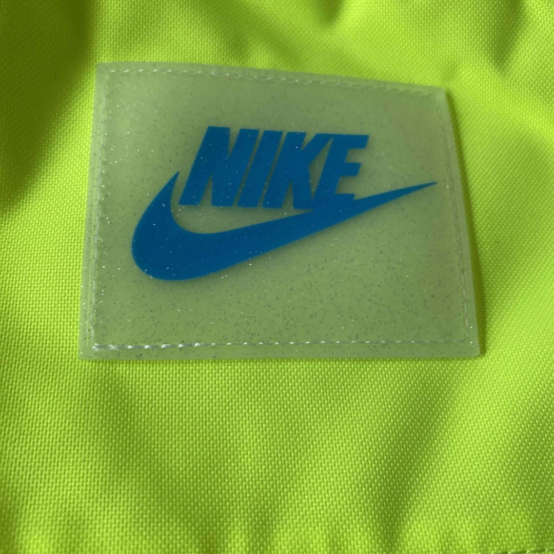 NIKE(ナイキ)の新品 Nike エターナルペンケース付バックパック蛍光イエロー・20リットル メンズのバッグ(バッグパック/リュック)の商品写真