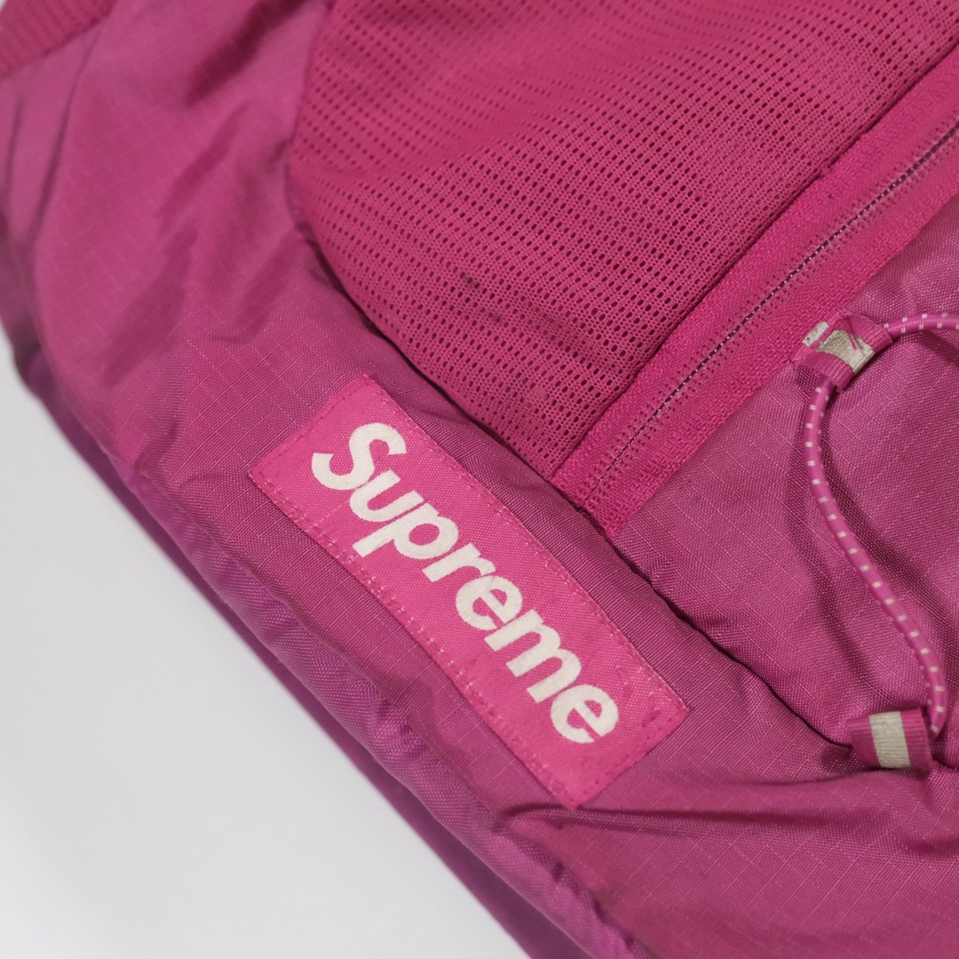 Supreme(シュプリーム)のSUPREME 17ss Backpack pink バッグパック リュック メンズのバッグ(バッグパック/リュック)の商品写真