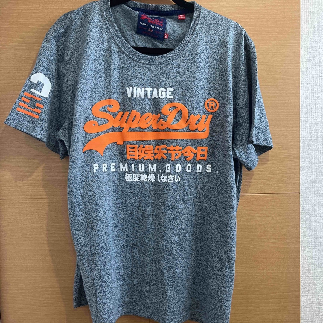 新品　スーパードライ　Superdry Tシャツ メンズのトップス(Tシャツ/カットソー(半袖/袖なし))の商品写真