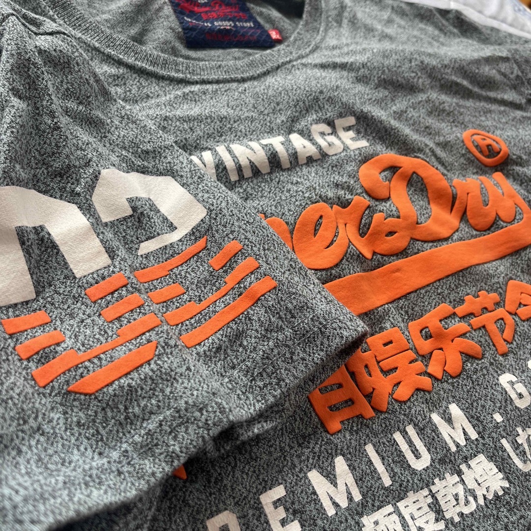 新品　スーパードライ　Superdry Tシャツ メンズのトップス(Tシャツ/カットソー(半袖/袖なし))の商品写真