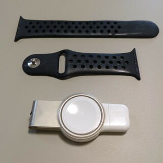 アップルウォッチ(Apple Watch)のApple Watch　40mm　シリコンバンド　充電器(その他)