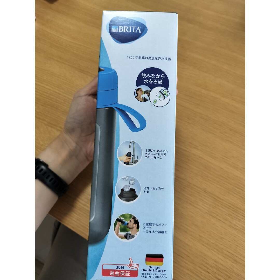 BRITA　ボトル型浄水器 インテリア/住まい/日用品のキッチン/食器(浄水機)の商品写真