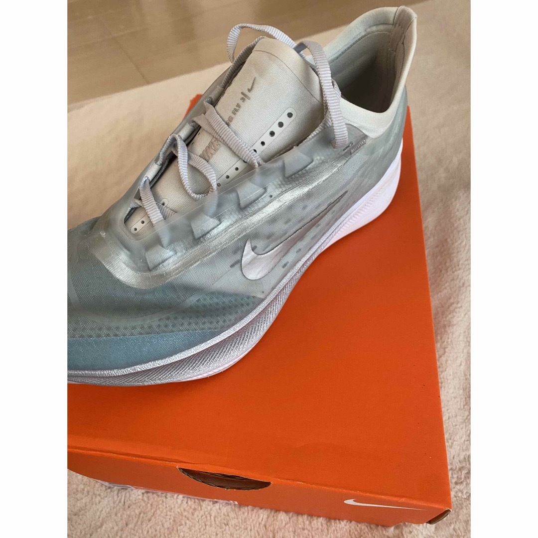 NIKE WMNS ZOOM FLY 3