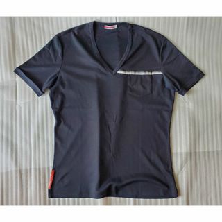 プラダ Vネック Tシャツ・カットソー(メンズ)の通販 75点 | PRADAの