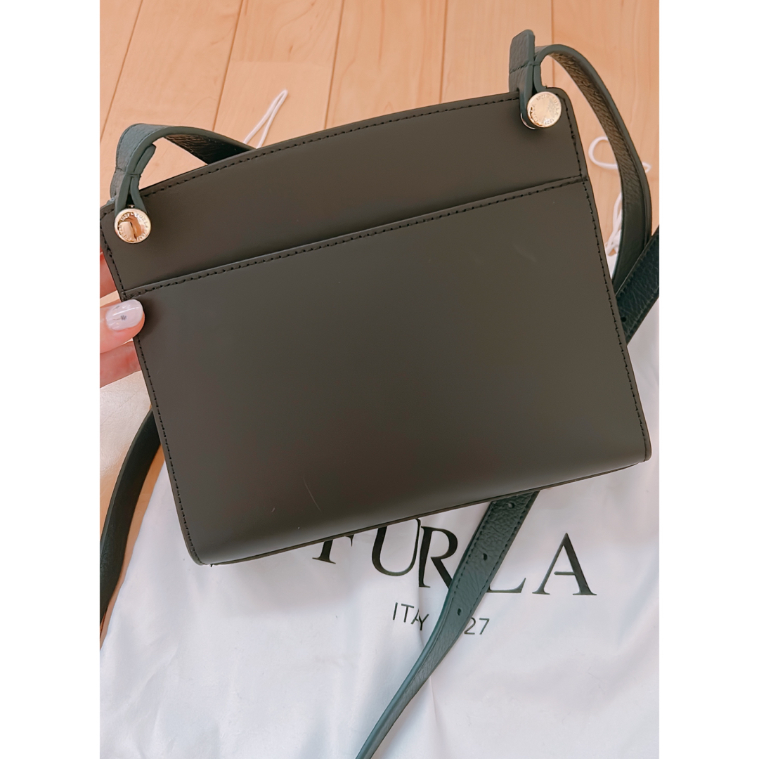 値下げ。FURLA フルラ ショルダーバッグ