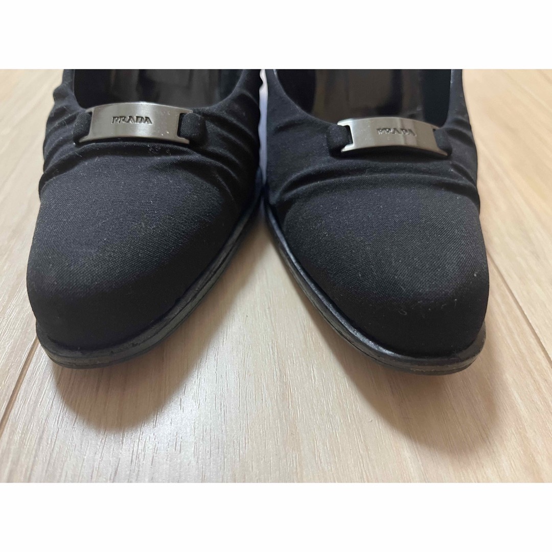 【PRADA】太ヒールパンプス　8.5ヒール　 レディースの靴/シューズ(ハイヒール/パンプス)の商品写真
