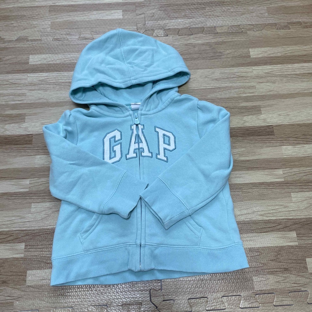 GAP(ギャップ)のパーカー3years 2着セット キッズ/ベビー/マタニティのキッズ服女の子用(90cm~)(ジャケット/上着)の商品写真