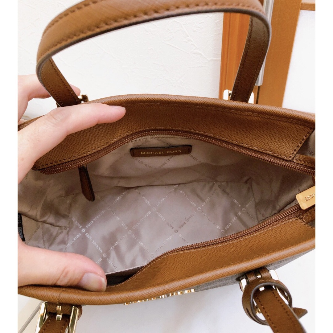 Michael Kors - ⭐️未使用に近い綺麗 ✨マイケルコースバック
