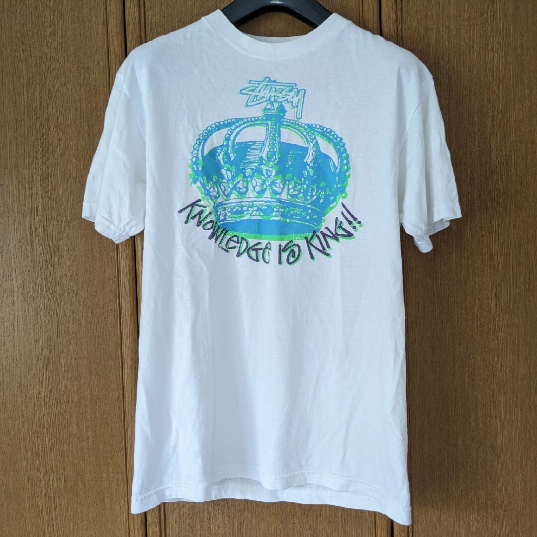 STUSSY - STUSSY 王冠 KNOWLEDGE IS KING Tシャツ Mサイズ 白色の通販