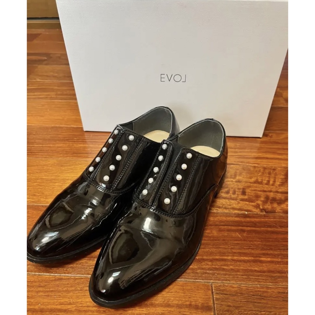 EVOL(イーボル)のEVOL 晴雨兼用パールフラットシューズ  レディースの靴/シューズ(ローファー/革靴)の商品写真