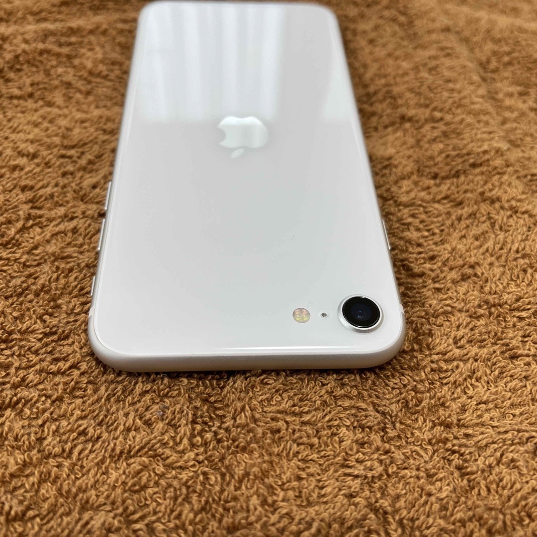 iPhone SE(第2世代) 64GB ホワイト