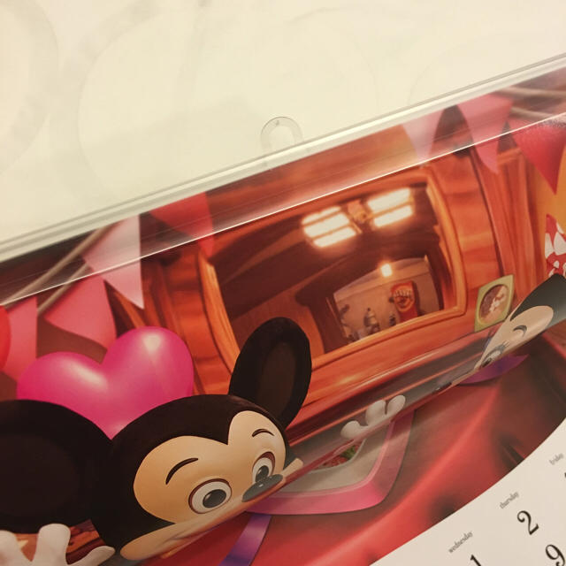 Disney(ディズニー)の【未使用＊非売品】東京ディズニーリゾート2017年カレンダー＊ファン必見♪ インテリア/住まい/日用品の文房具(カレンダー/スケジュール)の商品写真