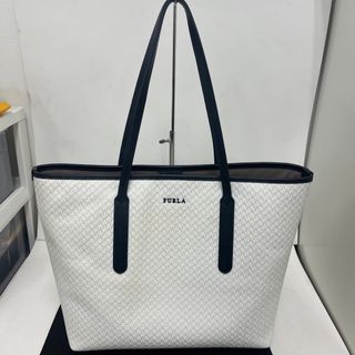 フルラ(Furla)のFURLA フルラ バッグ トート ホワイト 白(トートバッグ)