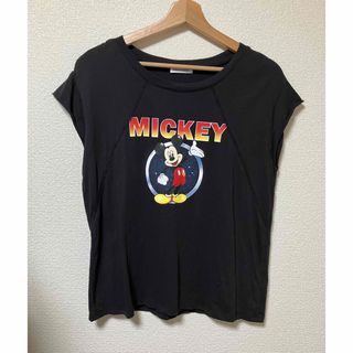 ナチュラルクチュール(natural couture)のミッキー　プリントTシャツ(Tシャツ(半袖/袖なし))