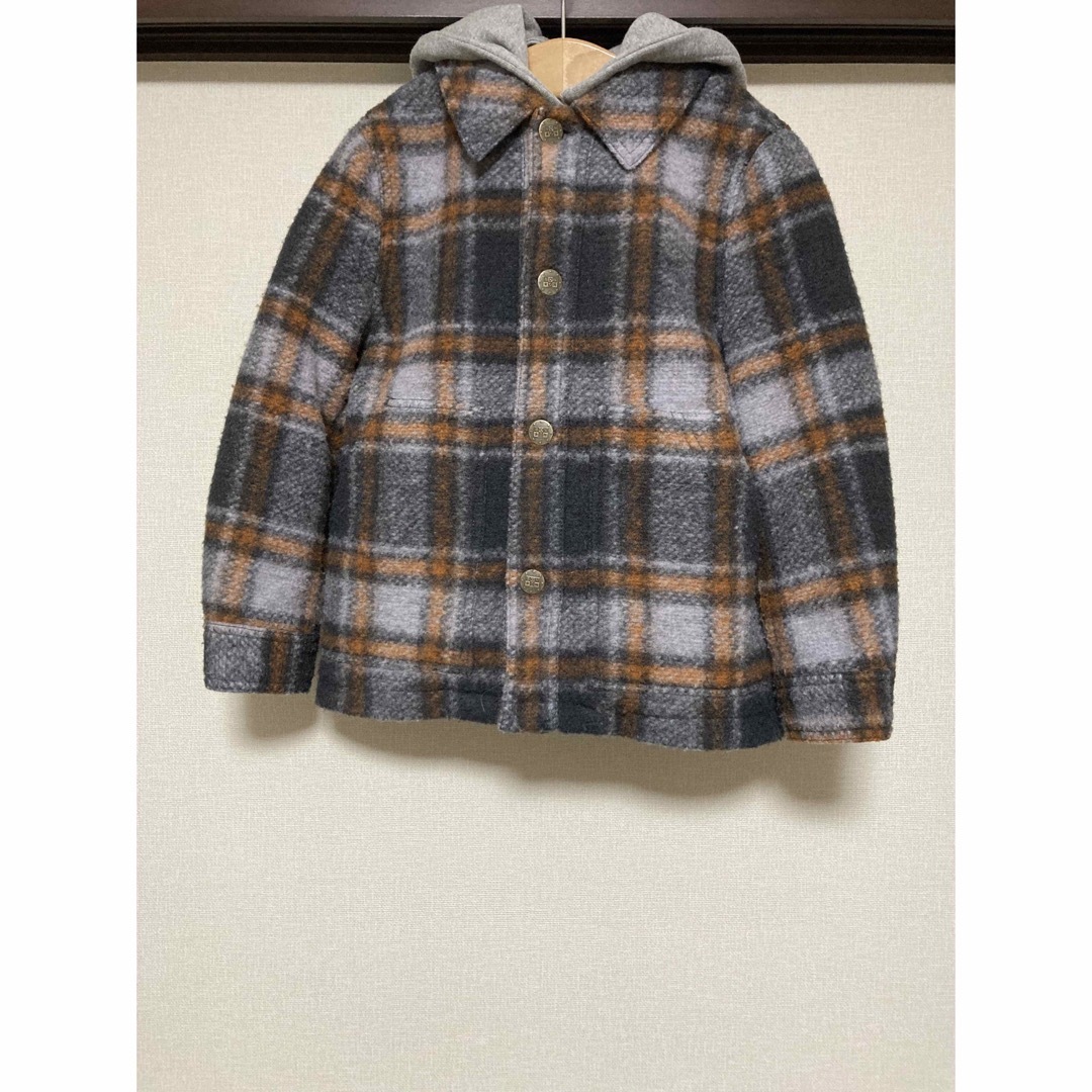 Bonpoint(ボンポワン)のBONTON 中綿ジャケット フード付き キッズ/ベビー/マタニティのキッズ服男の子用(90cm~)(ジャケット/上着)の商品写真