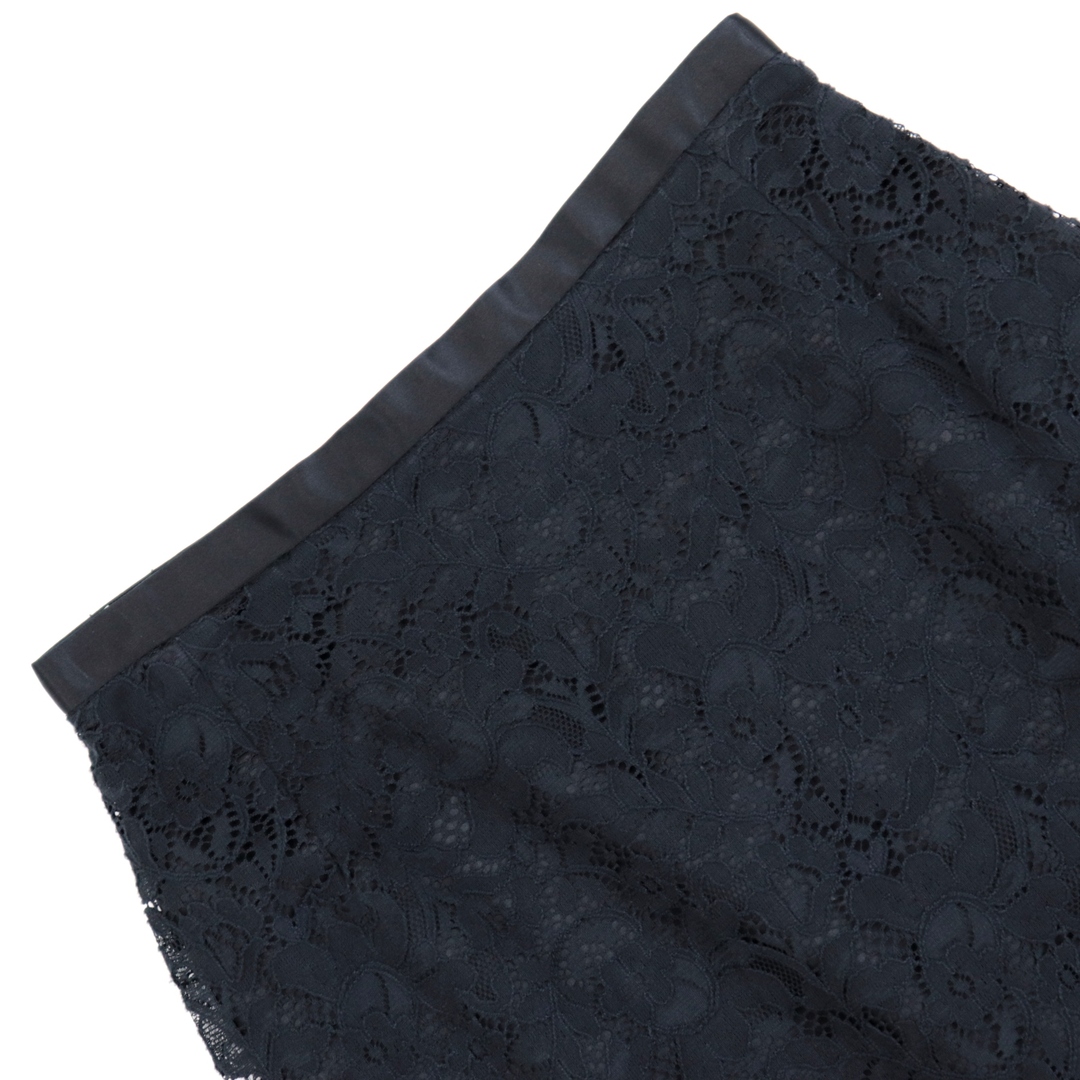 DOLCE&GABBANA(ドルチェアンドガッバーナ)の美品 ドルチェアンドガッバーナ フラワーレースタイトスカート レディース 黒 44 花柄 DOLCE&GABBANA レディースのスカート(その他)の商品写真