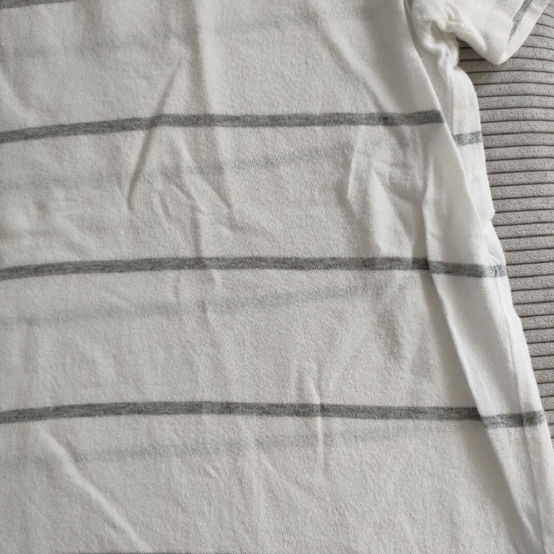 MUJI (無印良品)(ムジルシリョウヒン)の無印　Tシャツ　ボーダー　白　グレー レディースのトップス(Tシャツ(半袖/袖なし))の商品写真