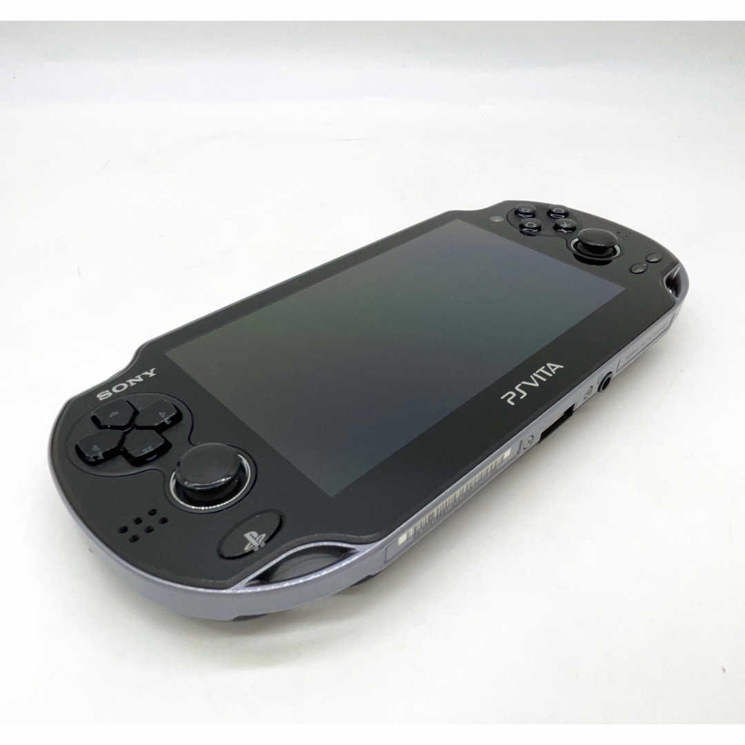 PlayStation Vita 本体  PCH-1100