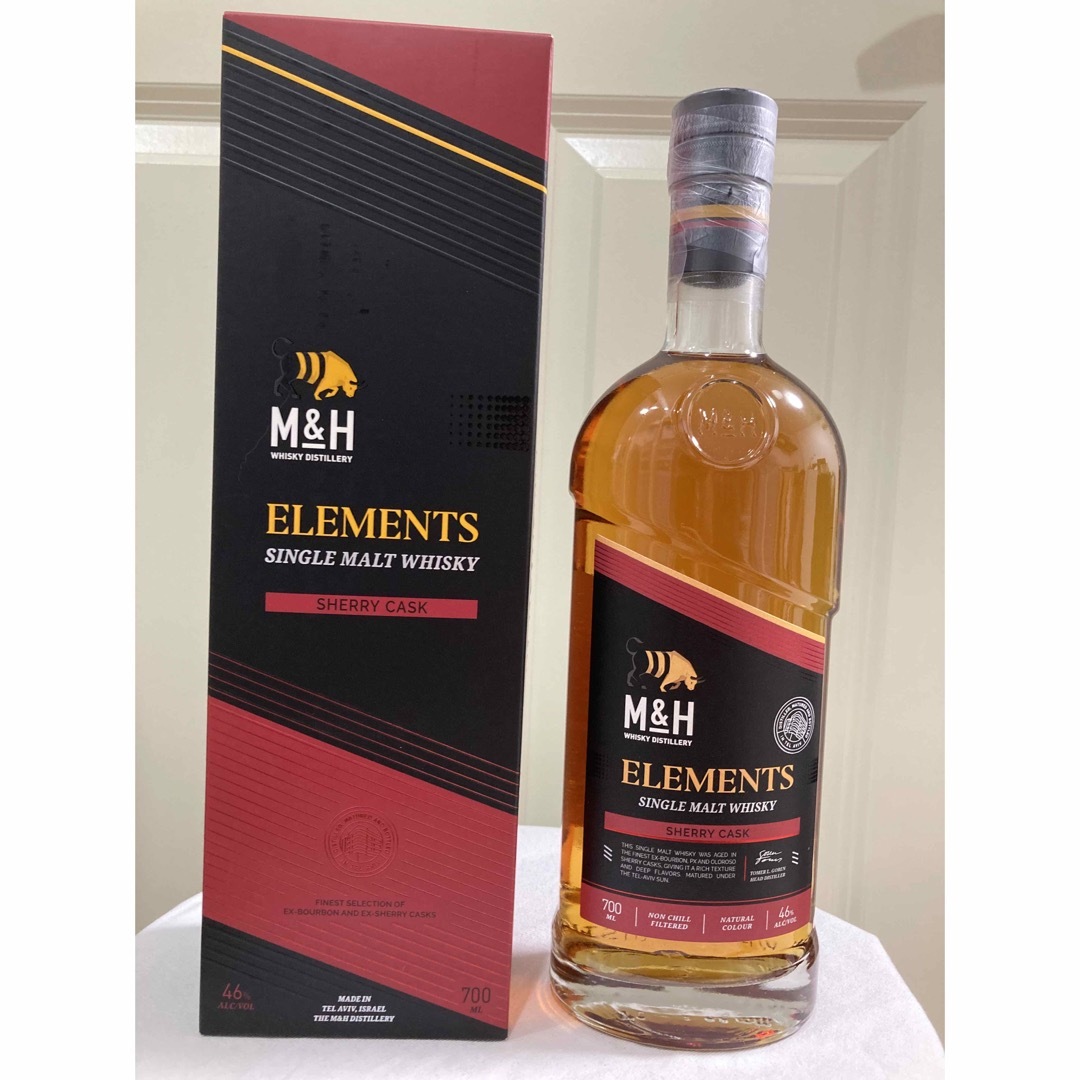 M&H エレメンツ シェリーカスク 700ml 箱付き 食品/飲料/酒の酒(ウイスキー)の商品写真