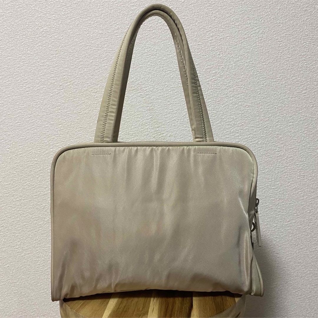 PRADA プラダ ナイロンハンドバッグ ピンクベージュ系 PRADA プラダ ナイロンハンドバッグ ピンクベージュ系