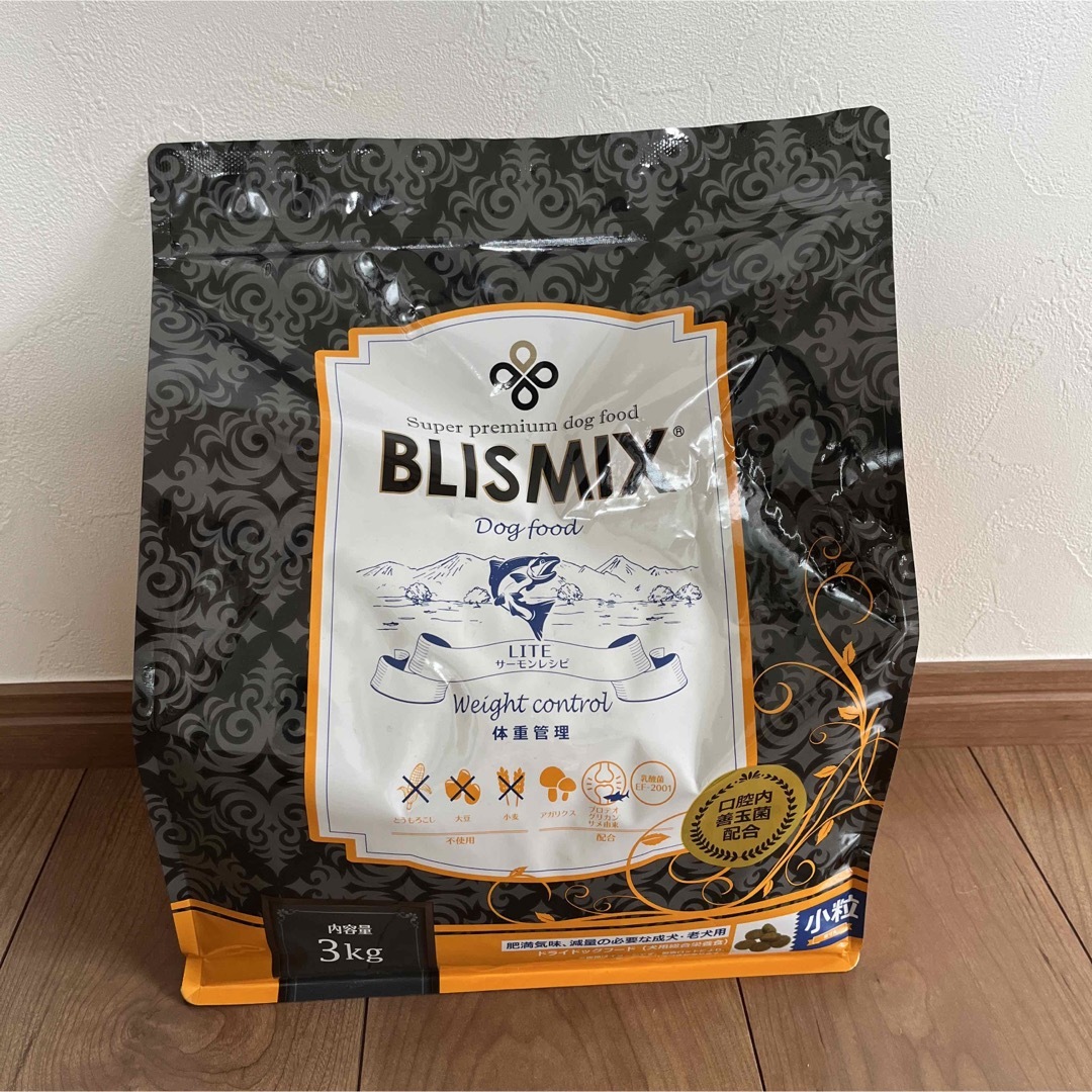 BLISMIX サーモンレシピ 体重管理 3kg その他のペット用品(ペットフード)の商品写真