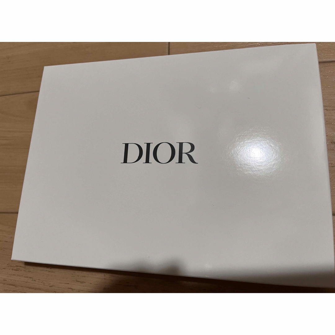 Dior(ディオール)の専用ディオール　ノベルティ　ミラー　鏡 エンタメ/ホビーのコレクション(ノベルティグッズ)の商品写真