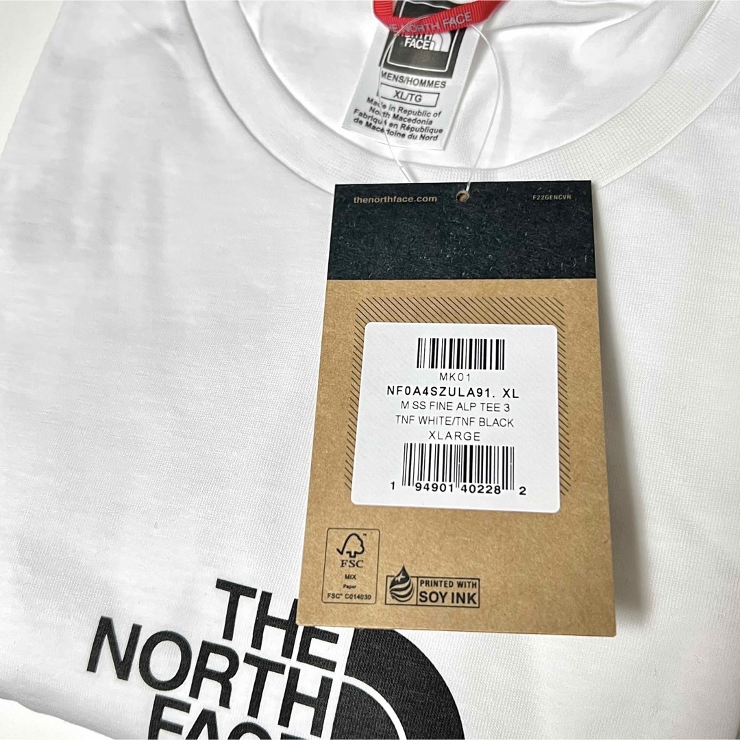 THE NORTH FACE(ザノースフェイス)のXL 新品 海外限定 ノースフェイス センター ロゴ Tシャツ 白 TEE メンズのトップス(Tシャツ/カットソー(半袖/袖なし))の商品写真