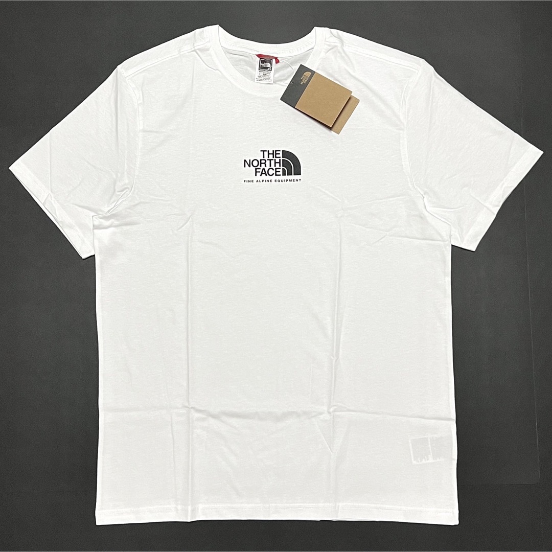 THE NORTH FACE(ザノースフェイス)のXL 新品 海外限定 ノースフェイス センター ロゴ Tシャツ 白 TEE メンズのトップス(Tシャツ/カットソー(半袖/袖なし))の商品写真